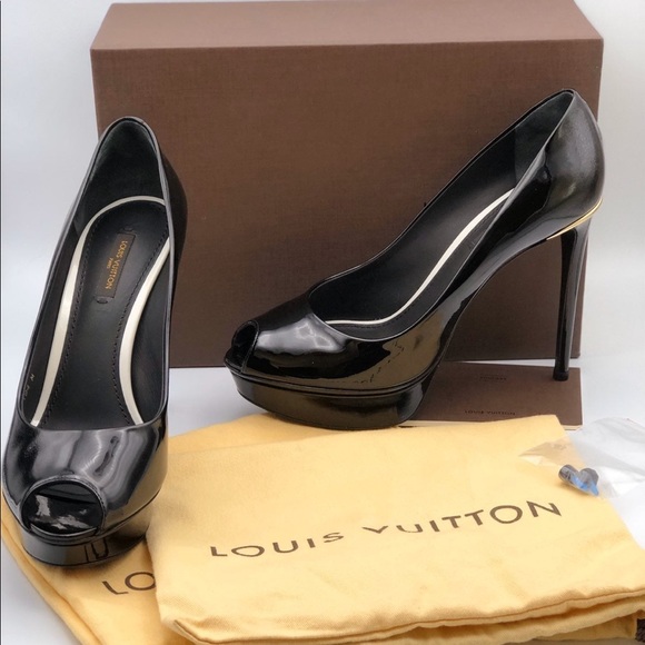 Louie Vuitton Heels - Picture 1 of 4